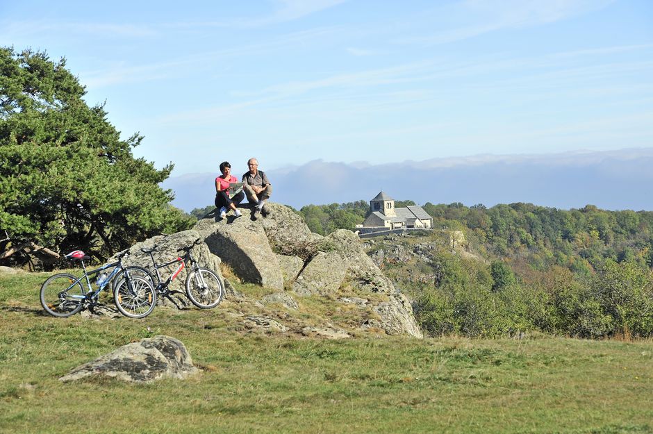 Moutain bike around Dauzat-sur-Vodable, Auvergne