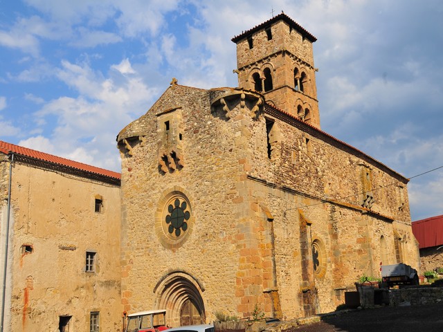 Fortified church, Bansat