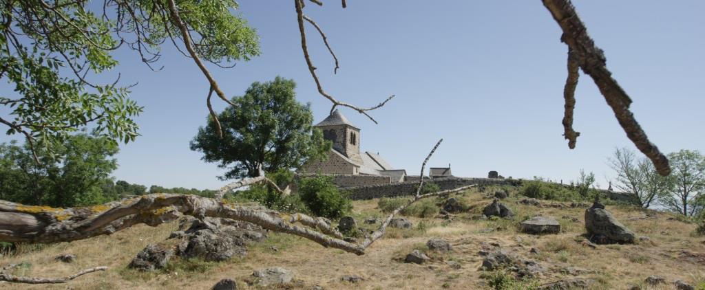 Romanesque church, Dauzat-sur-Vodable, Puy-de-Dôme, Auvergne