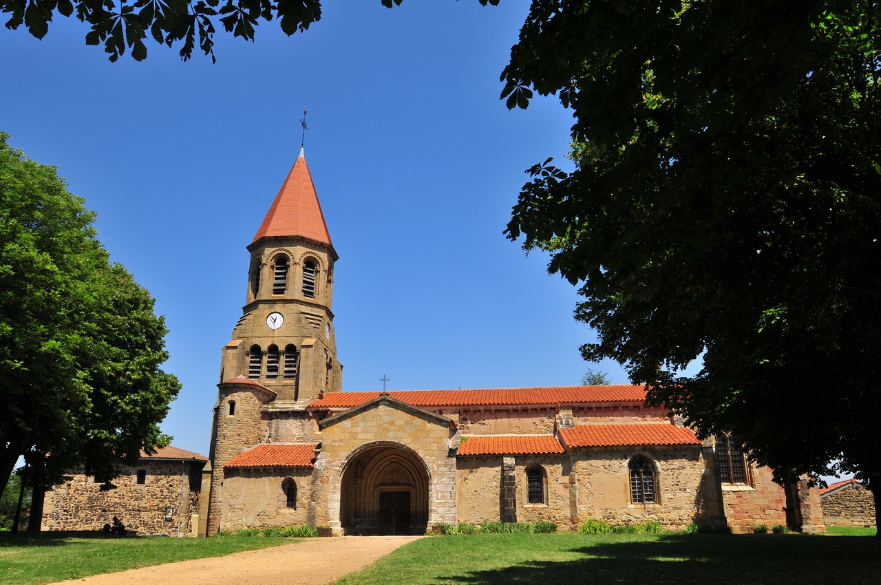 Romanesque church, Saint-Nicolas, Nonette