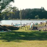 Baignade au plan d'eau du Vernet-la-Varenne, parc du Livradois-Forez