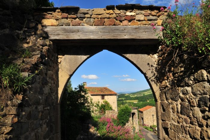 porte médiévale, Montaigut-le-Blanc