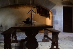 Cuisine du château de Villeneuve-lembron, Monument historique, à proximité d'Issoire en Auvergne
