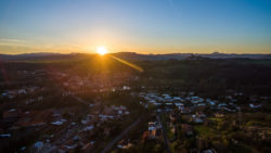 Village de Parent au coucher du soleil