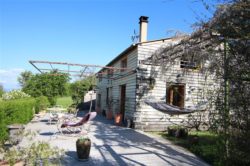 gîte au dessous du volcan