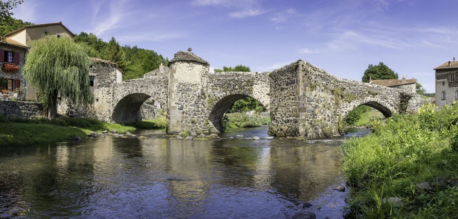 Pont médiéval de Saurier @OTPI-Elyas-Saens