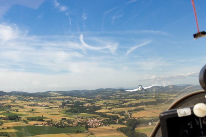 vol à voile tiré par l'avion remorqueur