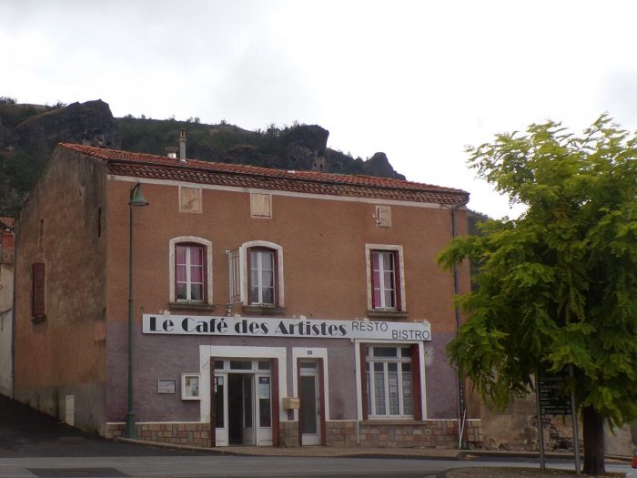 façade café des artistes