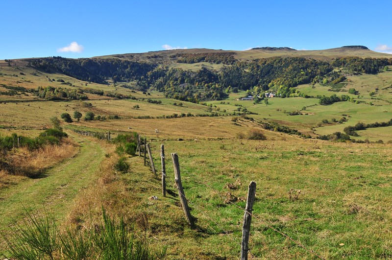 ANZAT LE LUGUET Cirque d’Artoux