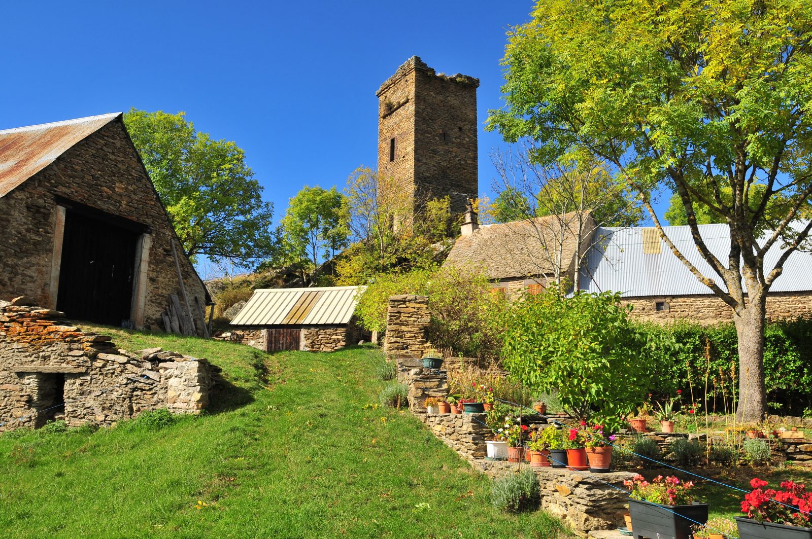 Tour de Besse, Anzat-le-Luguet