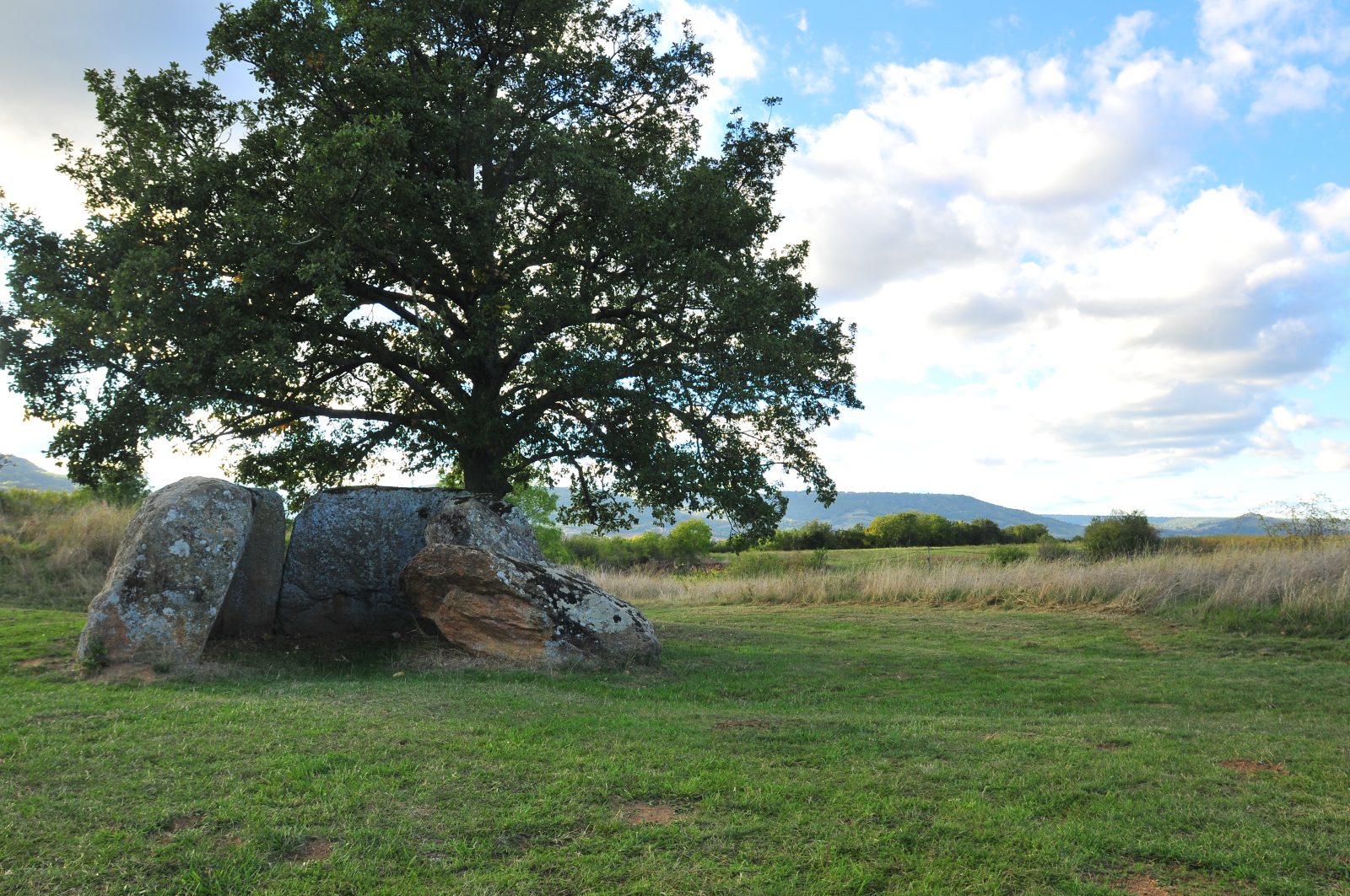 Dolmen d’Unsac ou d’Ustau du Loup