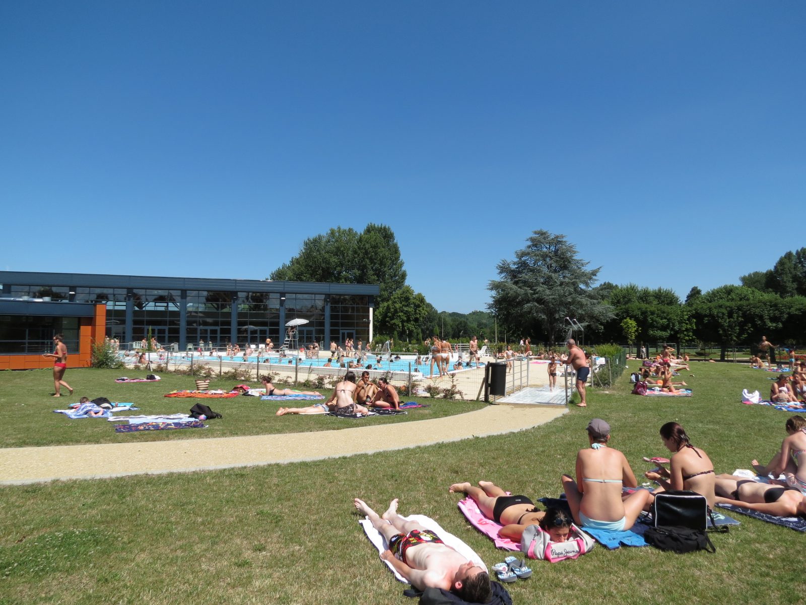 Piscine à Issoire Horaires Et Tarifs Du Centre Aqualudique